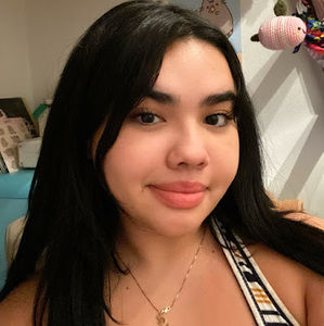 Meet your Posher, Jasmine